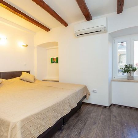 City Wall'S Studio Apartment ดูบรอฟนิก ภายนอก รูปภาพ